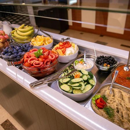 多依娜酒店 尼普顿 外观 照片